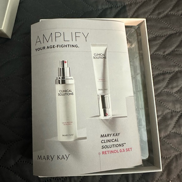 Clinical solution - Picture 2 of 3